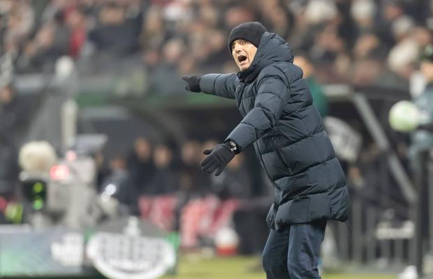 Reacția lui Răzvan Lucescu după ce a pierdut primul loc în Grecia: „Nimeni n-a avut programul nostru! Ne-a secătuit de puteri”