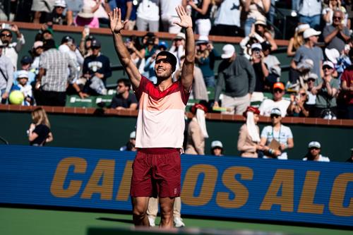 Carlos Alcaraz la finalul partidei cu Shapovalov FOTO Imago Images