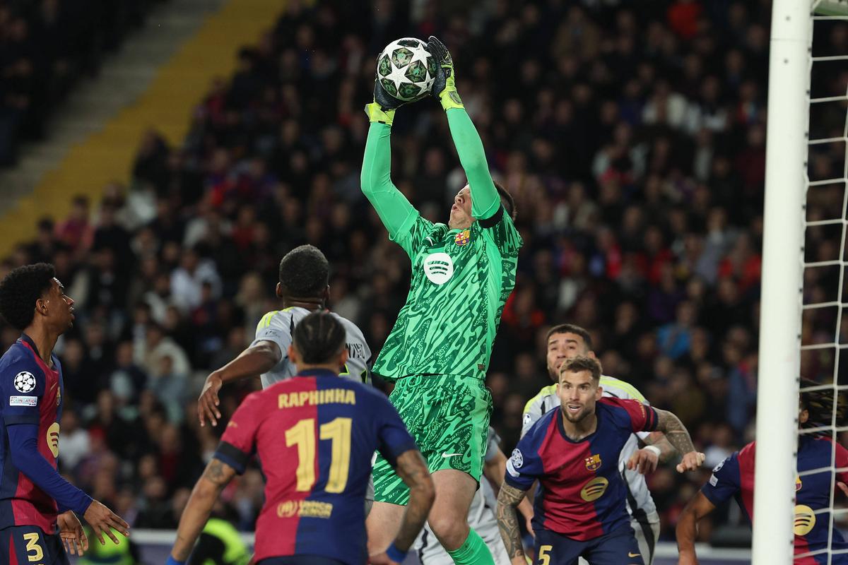 Barcelona s-a calificat fără emoții în „sferturile” Ligii Campionilor după 4-1 la general cu Benfica
