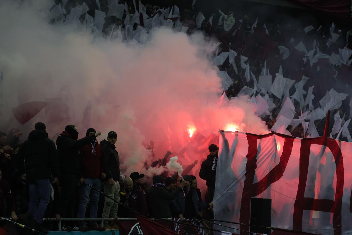 Rapid - Craiova, FĂRĂ spectatori » Motivul deciziei