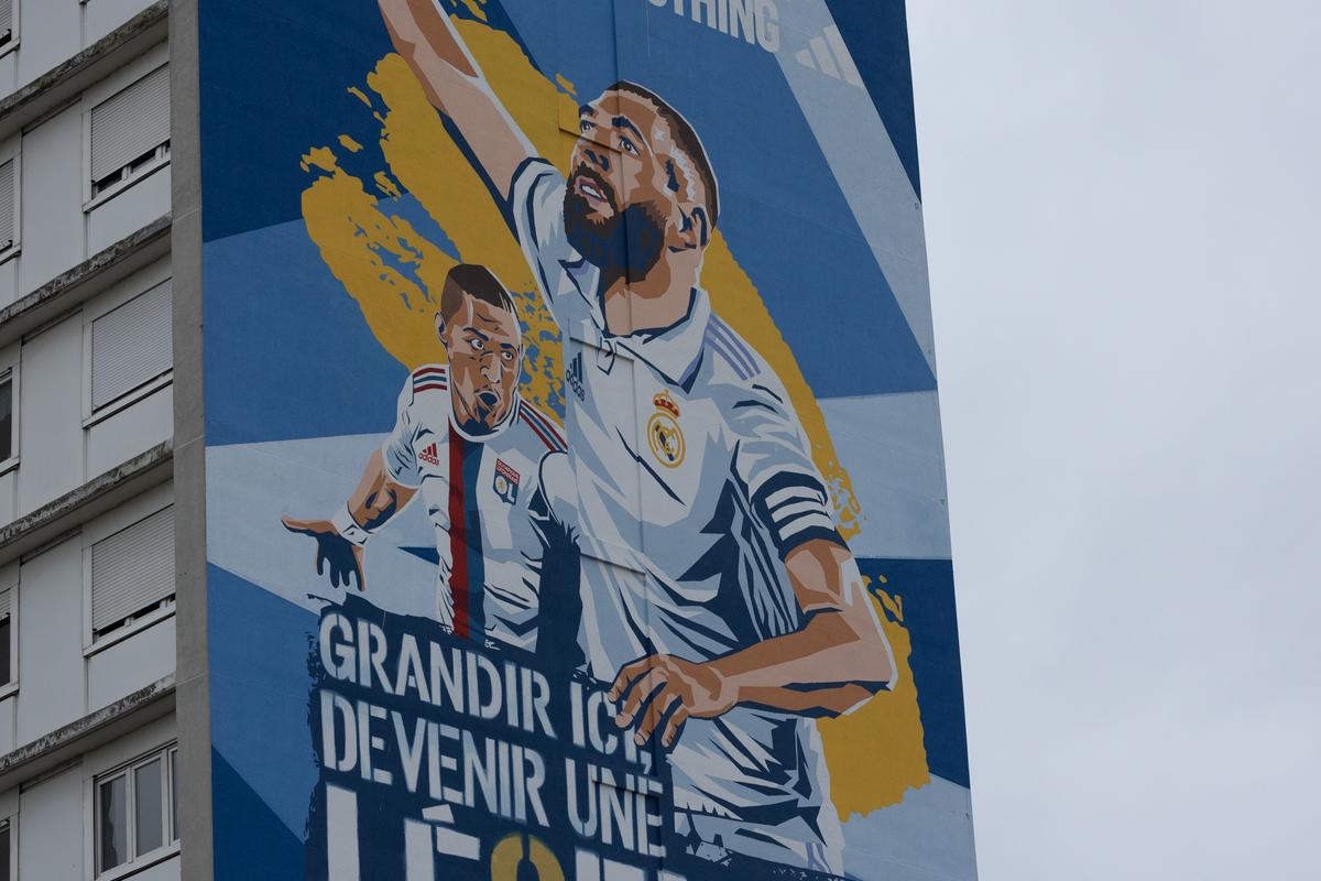Karim Benzema, eroul din Lyon care și-a depășit condiția » GSP a vizitat casa din cartierul rău famat în care s-a născut Balonul de Aur