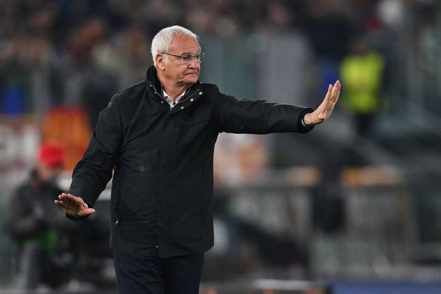 În 25 de meciuri ca antrenor al Romei în al treilea său mandat, Claudio Ranieri are 15 victorii, 5 egaluri și 5 înfrângeri, golaveraj 47-24. A avut până acum 26 de titulari diferiți / Foto: Imago Tinkerman seduce Europa