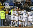 Nasser Menassel (nr. 28), sărbătorind un gol de lângă Chiricheș (nr. 21) și Pintilii (nr. 5) / FOTO: Arhivă GSP