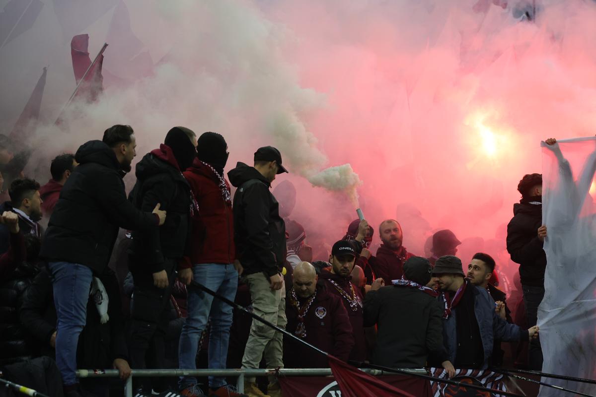Rapid - Craiova, FĂRĂ spectatori » Motivul deciziei