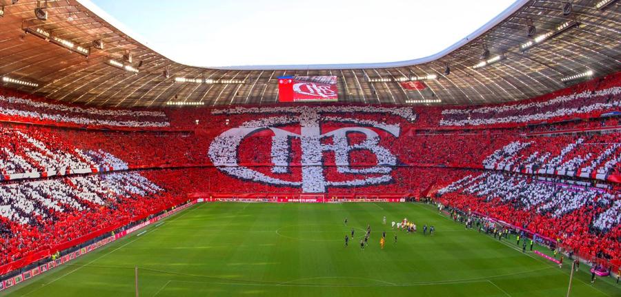 Scenografia impresionantă făcută de suporterii bavarezi înaintea partidei Bayern - Bochum 2-2 / Foto: Imago Bayern și-a lansat noul imn la a 125-a aniversare » L-au compus chiar fanii bavarezi, dar melodia nu e germană!