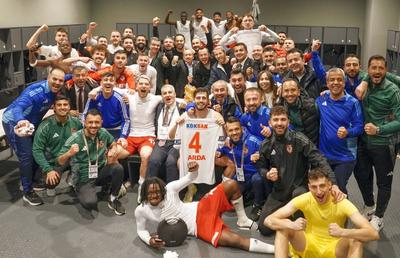 Românii din Turcia, victorie uriașă cu om în minus pe terenul lui Besiktas! Maxim, printre cei mai buni