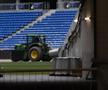 Lucrările sunt în toi la stadionul din Lyon FOTO: Ionuţ Iordache (GSP)