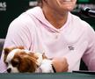 Aryna Sabalenka, alături de Ash, câinele ei/Foto: Instagram (WTA)