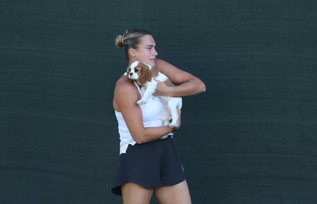 Aryna Sabalenka și-a numit noul câine după un legendar tenismen american: „Când îmi vine să izbucnesc, îl mângâi”
