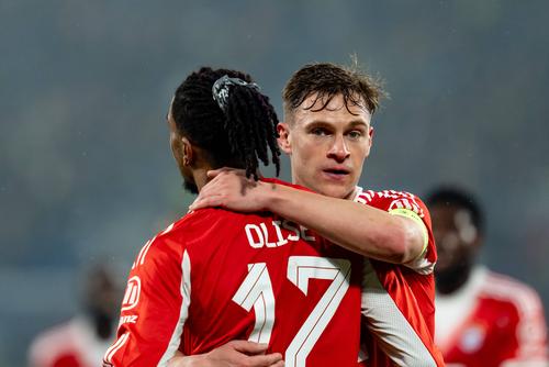 Michael Olise și Joshua Kimmich. Foto: Imago