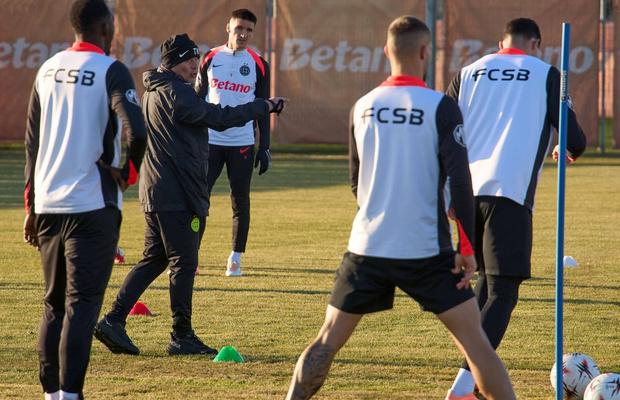 Conducerea lui FCSB a confirmat prima mișcare din „era Rădoi”: „Am semnat rezilierea”