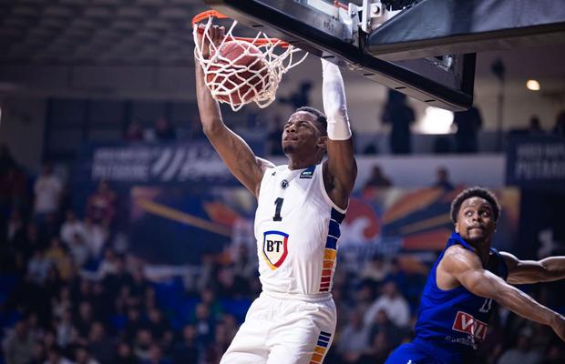 Calificare SENZAȚIONALĂ pentru U-BT Cluj-Napoca în „sferturile” EuroCup”, pentru al treilea sezon consecutiv! Iverson Molinar, de neoprit în Muntenegru