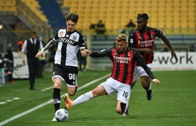 Gazzetta dello Sport a analizat prestația lui Dennis Man după înfrângerea cu AC Milan: „Necopt, dar are o tehnică excelentă”
