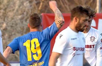 Le-a scos mingea din poartă! Eroare gravă de arbitraj în Rapid - Dunărea Călărași