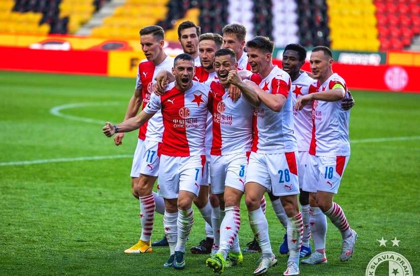 Nicolae Stanciu (27 de ani) și Florin Niță (33 de ani) sunt titulari în Slavia Praga - Sparta Praga, derby-ul primei ligi din Cehia.