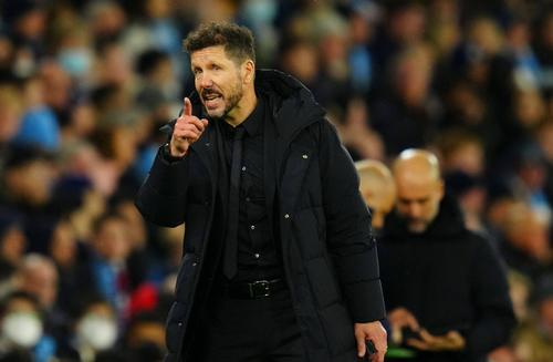 Diego Simeone îl vrea pe Pique la Atletico FOTO: Imago