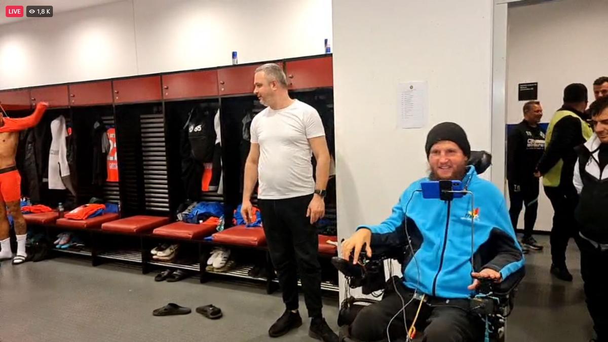 Mihai Neșu, în vestiarul FCSB: „E prima oară pe Arena Națională” » Imagini emoționante