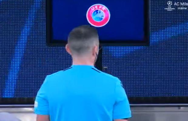 Se întâmplă și la case mai mari! „Blue screen” la o fază decisivă din Liga Campionilor