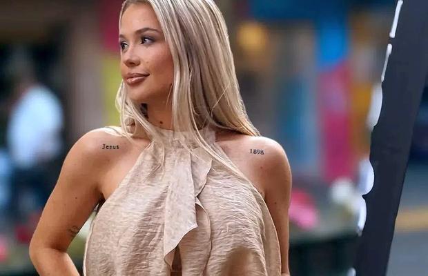 „Am înregistrări video în care mă obligă să ling plăci de faianță!” » Presupusa amantă a lui Payet lansează acuzații șocante