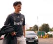 „Parada modei” în Premier League » Au îmbrăcat tricouri celebre cu un scop caritabil: „De aici ne-a venit ideea”