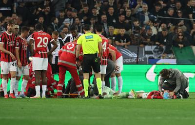 Mike Maignan s-a ciocnit violent cu un coechipier în Udinese - AC Milan » Scene copleșitoare: Abraham se ruga în genunchi! Portarul e conștient