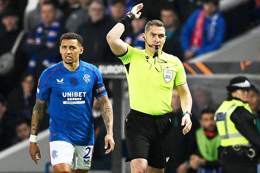 Istvan Kovacs în Rangers - Athletic Club // foto: Guliver/gettyimages Marius Avram a analizat prestația lui Istvan Kovacs din Rangers - Bilbao: „Sunt două greșeli importante”