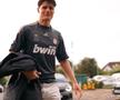 „Parada modei” în Premier League » Au îmbrăcat tricouri celebre cu un scop caritabil: „De aici ne-a venit ideea”