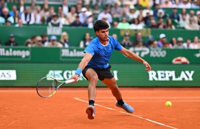 Finală de vis la Monte Carlo » Carlos Alcaraz îl va întâlni pe Jannik Sinner