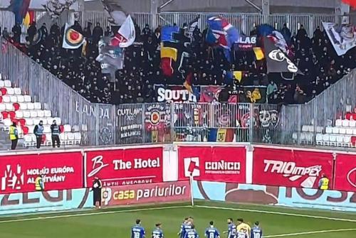 Scene revoltătoare la Sepsi - Steaua: „Mircea, ia-l și pe Gigi!” // FOTO: Facebook @AS47