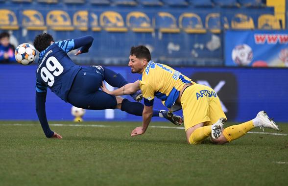 Echipa care a promovat fără să vrea în Superligă: „Nu au niciun suporter, vin doar familiile!”