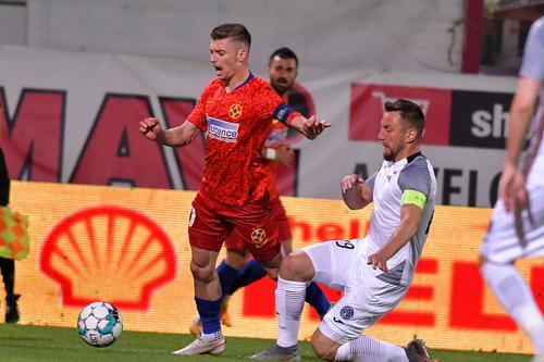 Florin Tănase, criticat de Cornel Dinu // FOTO:facebook.com/FCSBOfficial