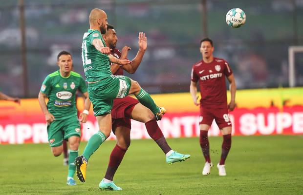 Favoritul lui „Corleone”: „E cel mai bun antrenor român din Liga 1! Nu suflă nimeni în fața lui”