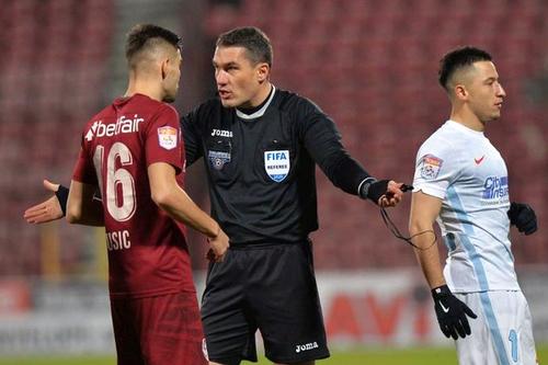 Ar fi necesar ca FRF să aducă arbitri străini la ultimele etape din Liga 1?