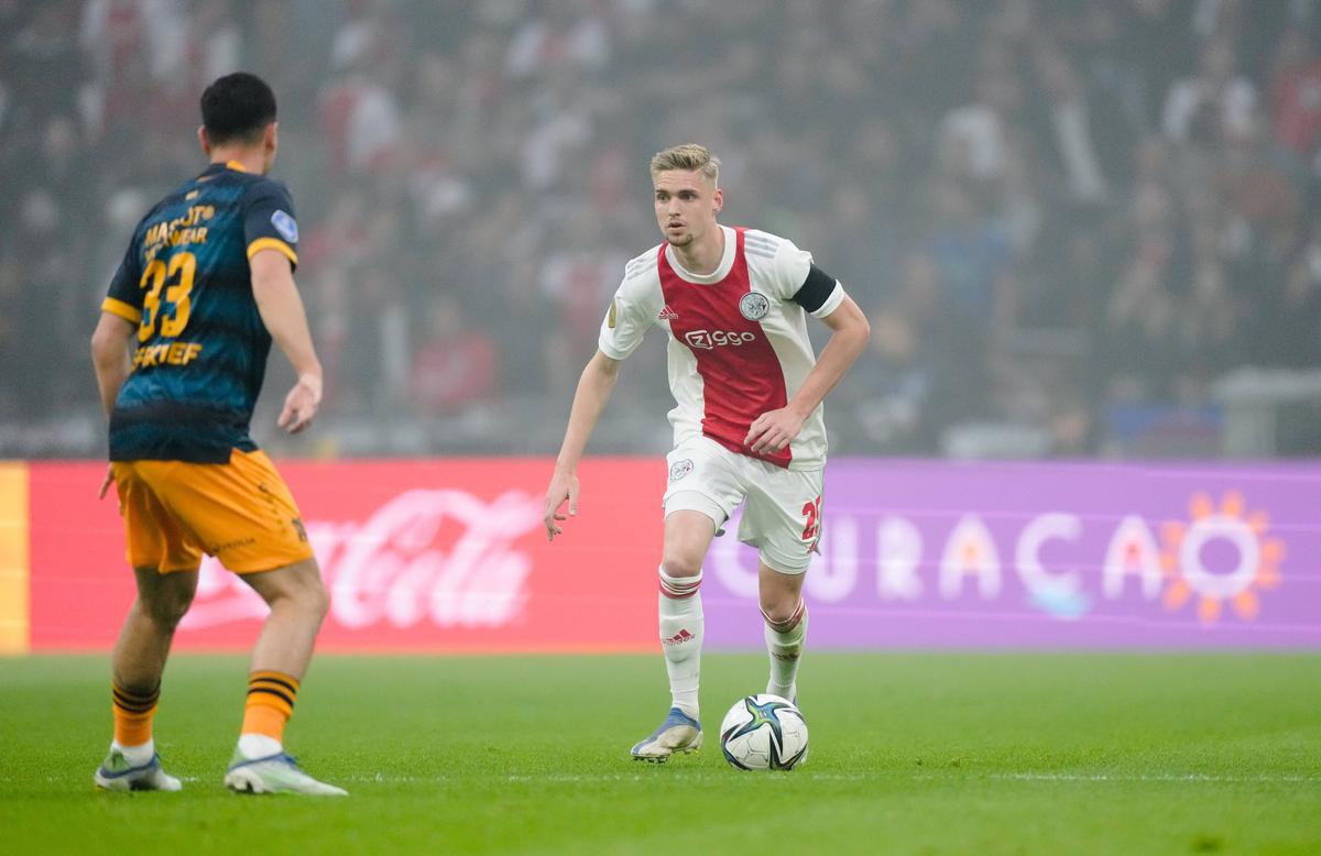 Ajax este noua campioană a Olandei! » Al 36-lea titlu din istoria „lăncierilor”