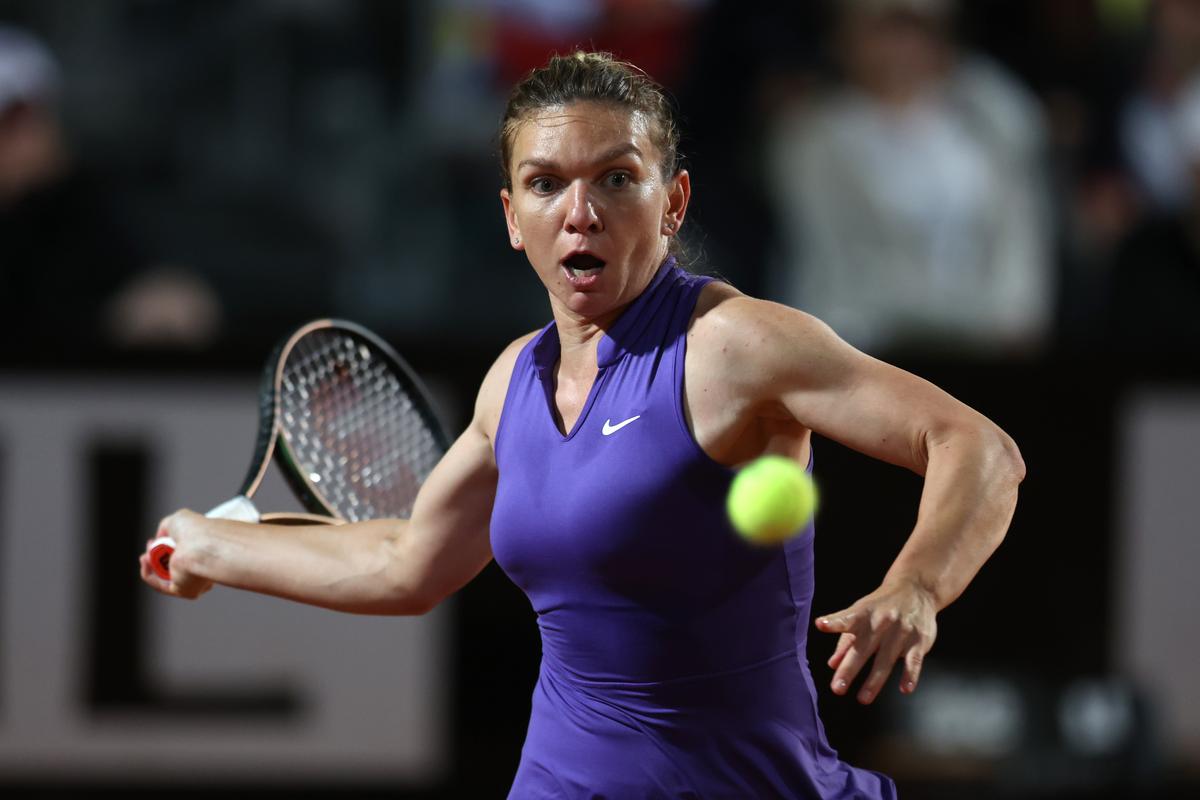 Simona Halep, eliminată în turul 2 de la Roma » Collins s-a impus în două seturi