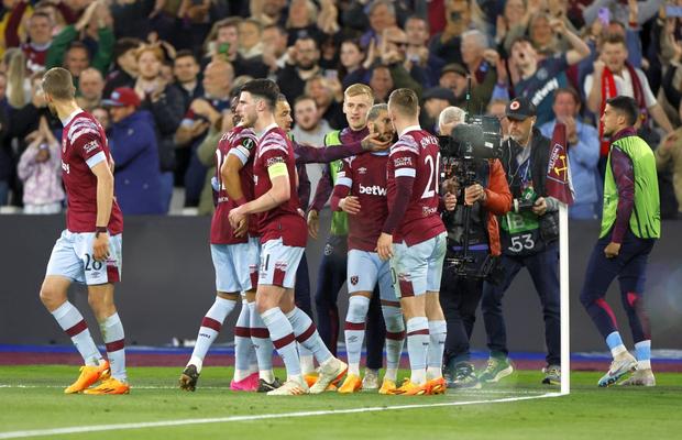 Fiorentina - FC Basel și West Ham - Alkmaar, turul semifinalelor Conference League » Două reveniri spectaculoase și surpriză în Italia