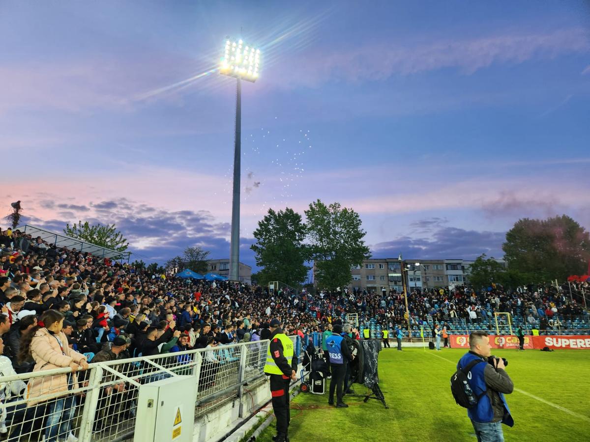 Burcă nu renunță la promovare și a început derby-ul cu Steaua: „A fost acea regie, prezența ei nu se justifică!”