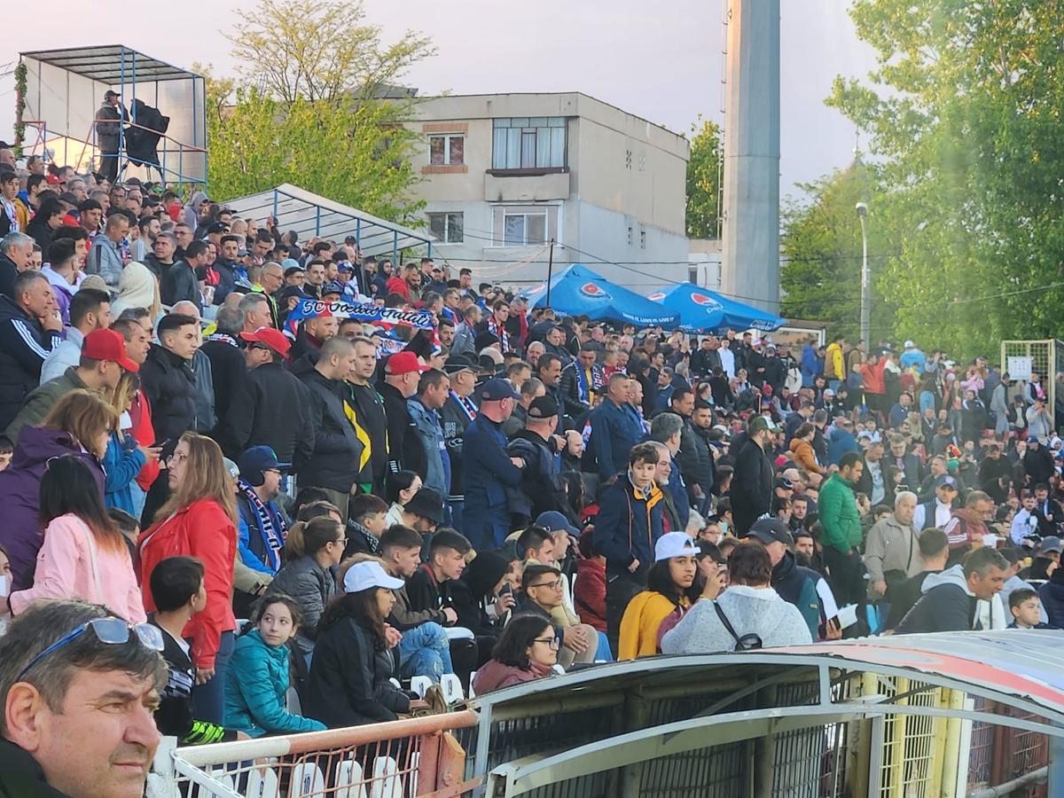 Burcă nu renunță la promovare și a început derby-ul cu Steaua: „A fost acea regie, prezența ei nu se justifică!”