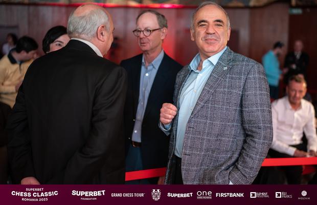 Sesiune de Q&A cu legendarul Garry Kasparov și sportivii programelor GO Scholarship și Step by Step!