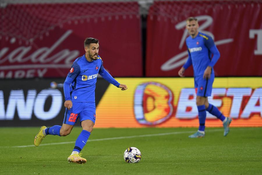 Mai știe Becali că îi plătește? » 5 fotbaliști de la FCSB „dați dispăruți”