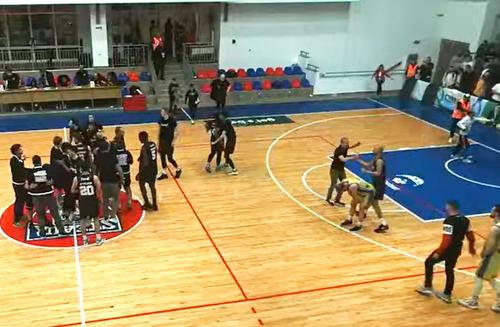 CSA Steaua a pierdut meciul decisiv contra celor de la Laguna Sharks București, scor 73-74, și a retrogradat în eșalonul secund al baschetului masculin românesc.