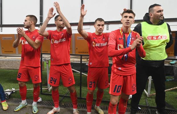 Mai știe Becali că îi plătește? » 5 fotbaliști de la FCSB „dați dispăruți”