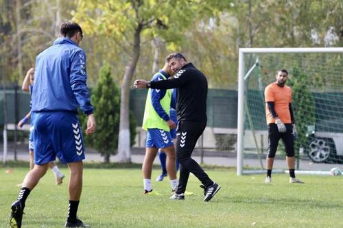 Minaur Baia Mare a retrogradat în Liga 3, avându-l pe bancă în ultimele runde din play-out pe Vasile Miriuță. Clubul a găsit deja antrenor pentru sezonul următor, pe Ciprian Danciu.