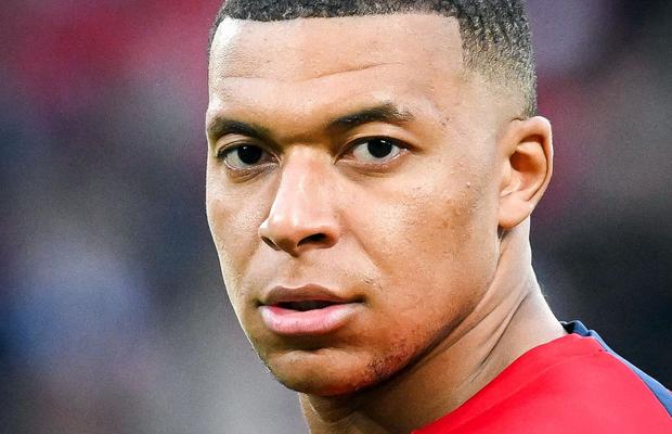 Primă pagină sugestivă a celor de la L'Equipe, a doua zi după ce Mbappe și-a anunțat oficial plecarea de la PSG