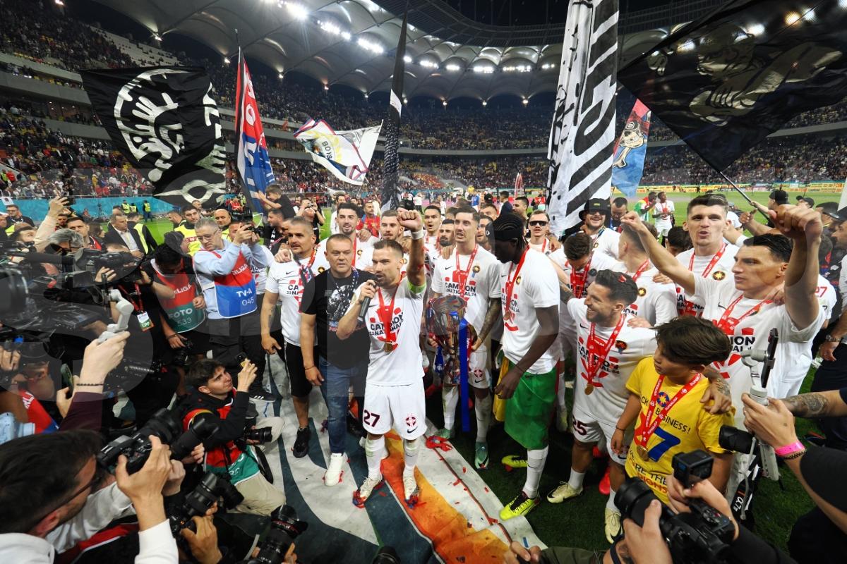 FCSB, decernarea medaliilor