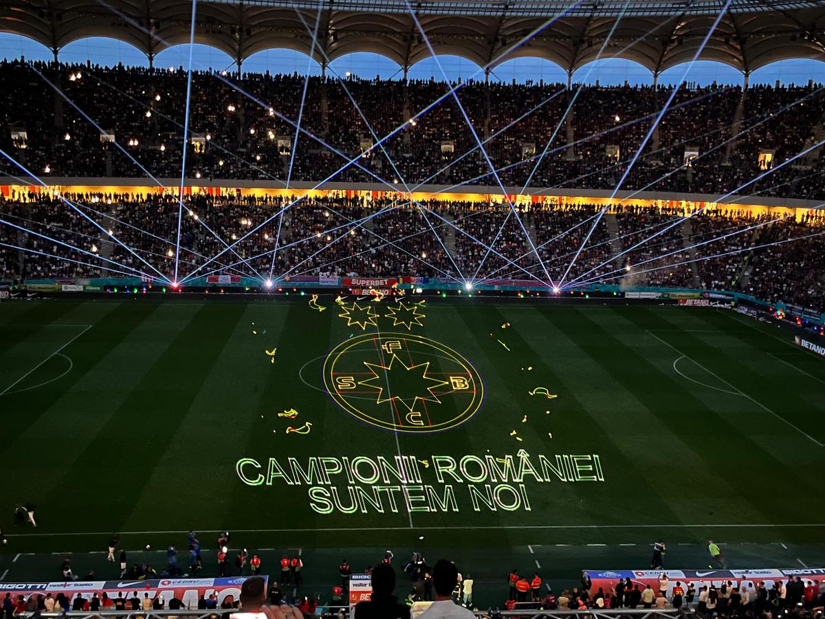 Show total pe Arena Națională! Ce s-a întâmplat la pauza meciului FCSB - CFR Cluj