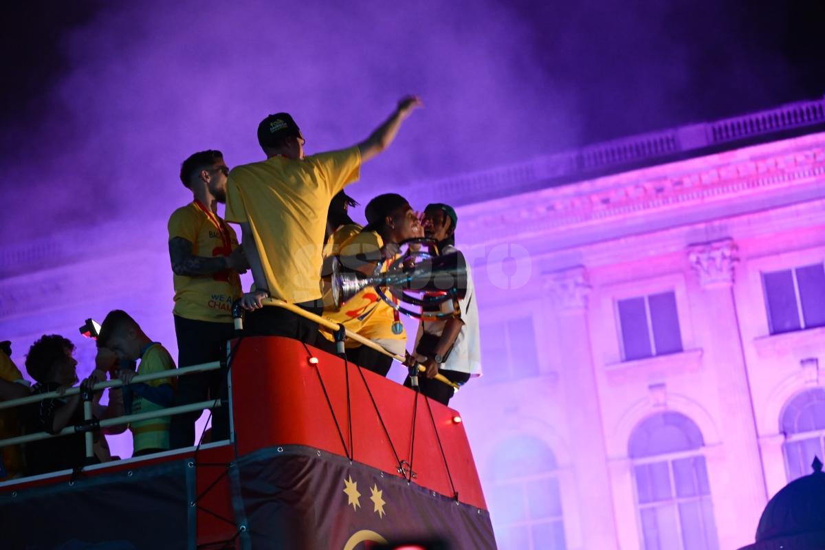 FCSB, sărbătoare la Ateneu » Mii de oameni au scandat alături de Olaru, Coman și compania: „București, Steaua București!”