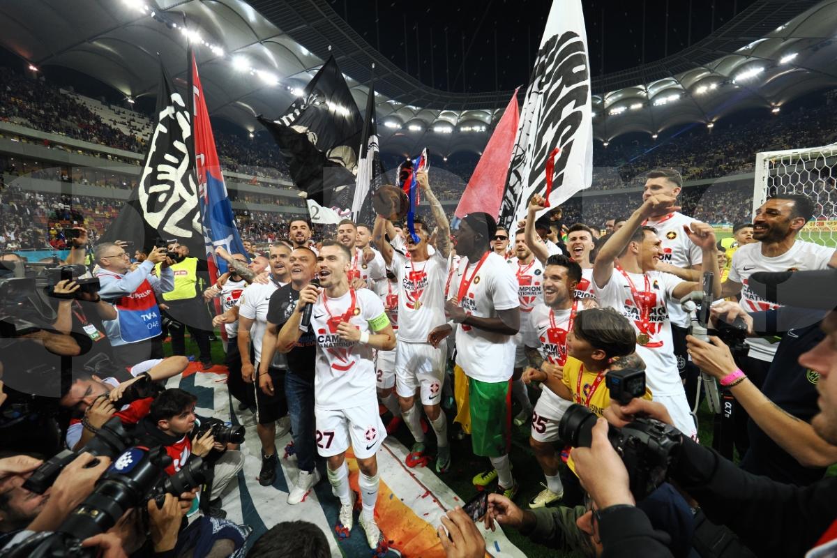 Mihai Pintilii, în extaz după decernarea medaliilor de campioni: „Nici n-a mai contat meciul, nu le-am zis nimic băieților la pauză”