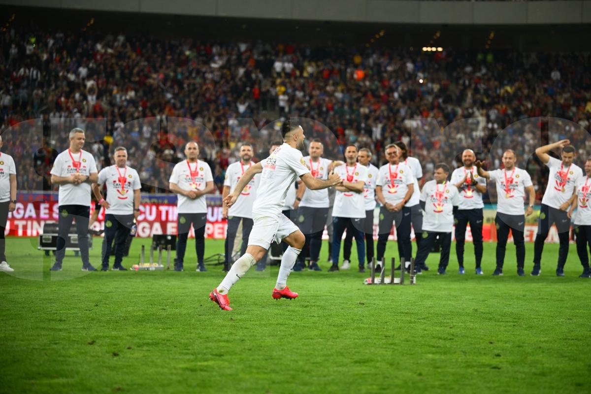 Campion cu FCSB, Chiricheș speră la convocarea la EURO: „Se pare că am puteri supranaturale”