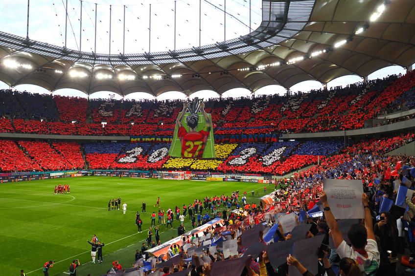 Scenografie spectaculoasă în FCSB – CFR Cluj